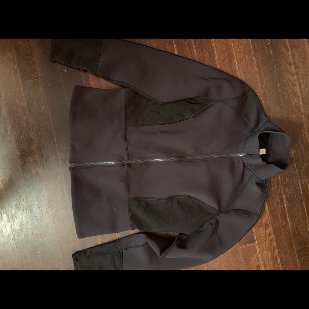 Lululemon black zip up